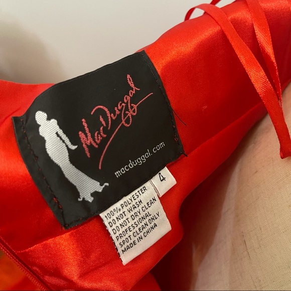 Mac Duggal Ruffle Detail Ruched Cherry Red Chiffon Ballgown Size 4 New With Tag - Picture 14 of 16